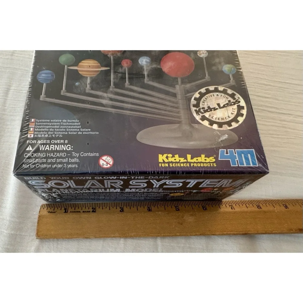 4M KidzLabs Solar System Planetarium Model Kit Glows Ages 8+